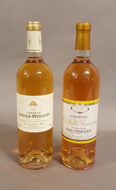 null Ensemble de 2 bouteilles 1 bouteille CLOS HAUT PEYRAGUEY, 1° cru Sauternes 1999...