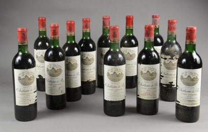 null 12 bouteilles CH. DE PEZ, Saint-Estèphe 1970 (LB; els; elt; 8 ea, 2 ea, 1 eta)...