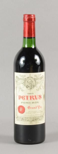 null 1 bouteille PETRUS, Pomerol 1983 (et, TLB)