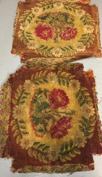null Documents de tapis de siège en Savonnerie et divers, fin du XVIIe siècle. Laine,...