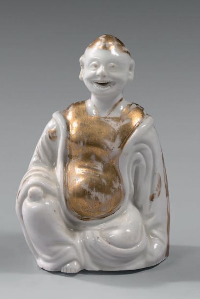 MEISSEN Rare figurine dite «pagode» en porcelaine représentant un Bouddha souriant...