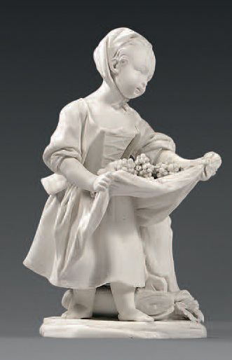 null * Paire de statuettes en biscuit de porcelaine de Vincennes- Sèvres du XVIIIe...