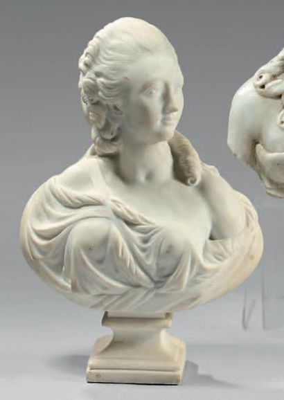 Augustin PAJOU (D'APRÈS) Buste en marbre blanc de Carrare représentant Madame du...