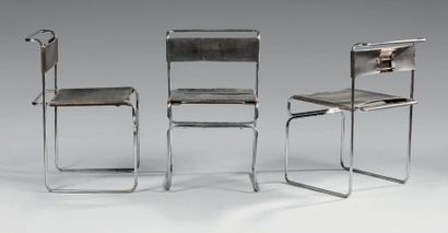 BREUER Marcel (1902 - 1981) Trois chaises d'époque à structure en métal chromé, dossiers...