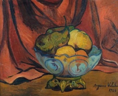 Suzanne VALADON (1865 - 1938) Compotier de fruits devant une draperie, 1920
Huile...