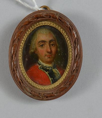 null Petite miniature ovale probablement sur vélin : Portrait d'un officier XVIIIe...