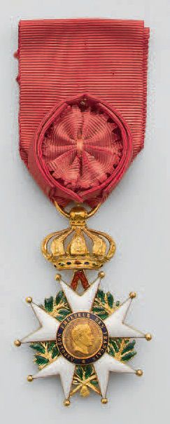 null Croix d'officier de l'ordre de la Légion d'honneur en or, émaillée; poinçon...