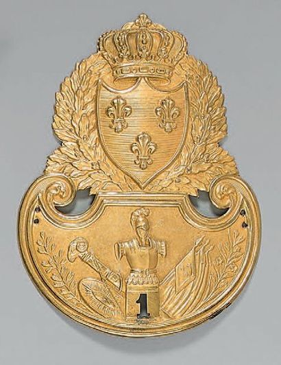 null Plaque de shako d'officier du 1er régiment du génie modèle 1821 en laiton estampé...