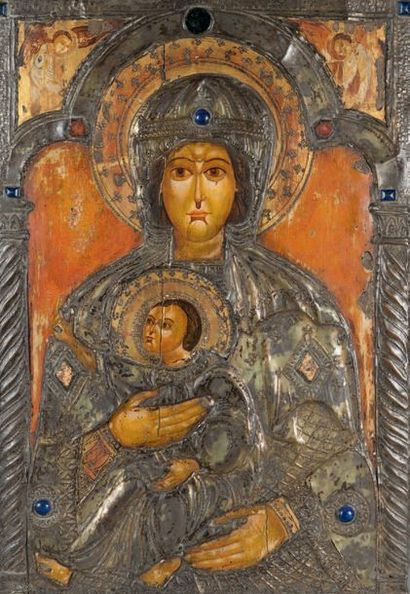  Vierge à l'Enfant Cette grande icône de la Mère de Dieu, serrant contre son coeur,...