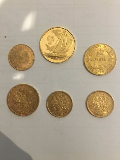  Lot de 6 pièces en or comprenant:  Pièce commémorative du Traité de Rome en or Pièce...