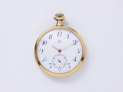 null OMEGA
Montre de poche en or 750 millièmes, boîtier rond, couronne cannelée....