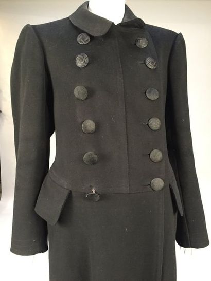 null LA BELLE JARDINIÈRE, manteau de cocher fin du XIXe siècle. Lourd drap de laine...