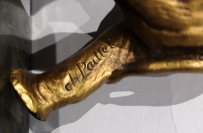 Ch. PAILLET Éléphant, trompe levée
Bronze à patine dorée. Signature en creux sur...