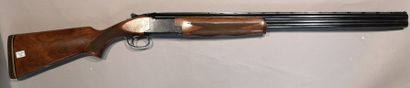 null Fusil de chasse Browning calibre 12.70 (n°L13PM02490)
Mono détente. Éjecteurs...