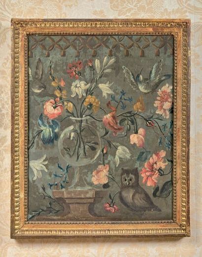 Ecole Italienne du XIXème siècle Bouquet de fleurs aux oiseaux Toile. (Restaurations)...