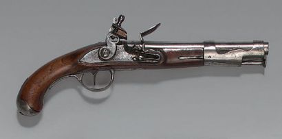 null Pistolet de cavalerie à silex modèle 1763/66, canon à deux pans puis rond poinçonné;...