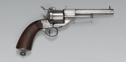 null 
Carabine-revolver à broche système Lefaucheux, simple et double action, calibre...
