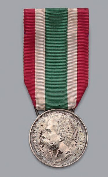 null Médaille commémorative de l'Unité italienne en argent, avers au profil d'Umberto...
