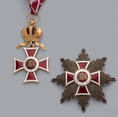 null Ensemble de grand-croix de l'ordre de Léopold d'Autriche, 3e type:
- Croix en...