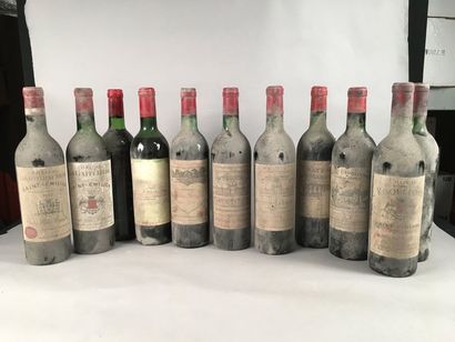 null Ensemble de 11 bouteilles: 1 bouteille Château MOUTON-BARON-PHILIPPE, 5° cru...