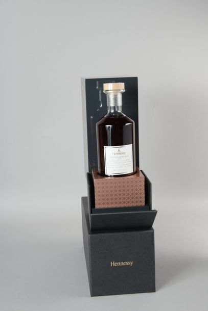null 1 bouteille COGNAC "Édition spéciale 2016", Hennessy (coffret)