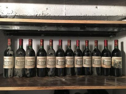 null 12 bouteilles Château DAUZAC, 4° cru Margaux 1989 (es, 1 ea ett, 4 J)