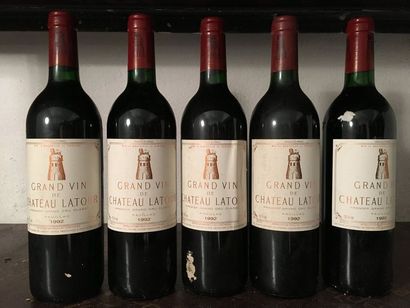 null 5 bouteilles Château LATOUR, 1° cru Pauillac 1992 (els, 1 elt)