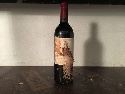 null 1 bouteille Château LATOUR, 1° cru Pauillac 1996 (ela, ett)
