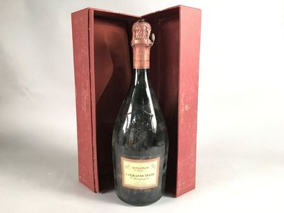 null 1 bouteille CHAMPAGNE "La Grande Dame", Veuve Clicquot 1988 (rosé)