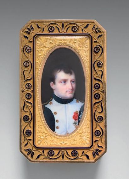 null Belle tabatière de présent au portrait de l'Empereur Napoléon 1er, par Nitot:
Rectangulaire...