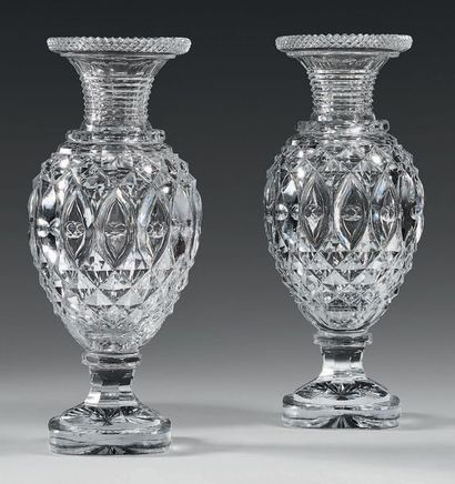 null Paire de vases en cristal de Bacca­rat du début du XIXème siècle
Circa 1830
Oviforme,...