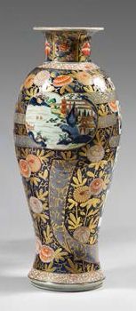 null Vase en porcelaine Imari japon, Japon, fin XVIIe-début XVIIIe siècle De forme...
