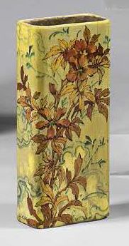 EDMOND LACHENAL (1855-1948) Vase de forme quadrangulaire en terre cuite émaillée
Signé...