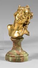 Antonin LARROUX (1859-1913) Buste de jeune Bacchante
Épreuve en bronze à patine dorée,...