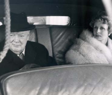 Emery Reves - Edward Quinn et divers Sir Winston Churchill. Emery et Wendy Reves,...