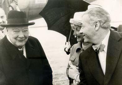 Emery Reves - Edward Quinn et divers Sir Winston Churchill. Emery et Wendy Reves,...