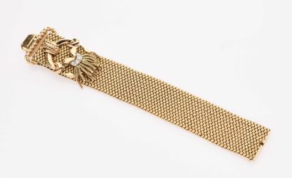 null MAUBOUSSIN Ravissant bracelet en or jaune 18K (750° millièmes) à maille tressée...
