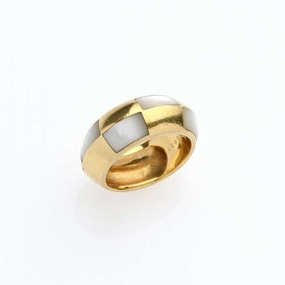null MAUBOUSSIN 18K yellow gold (750° thousandths) harlequin ring adorned with 5...