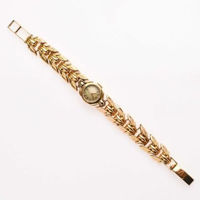 null OMEGA Ladies' watch in 18K yellow gold (750°thousandths). - Round case, vendômes...