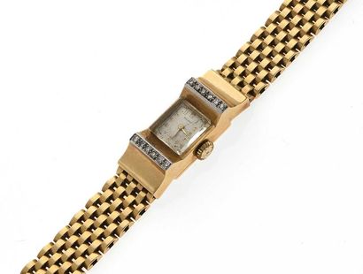 null SOLAGO Ladies' watch in 18K yellow gold (750°thousandths). - Rectangular case,...