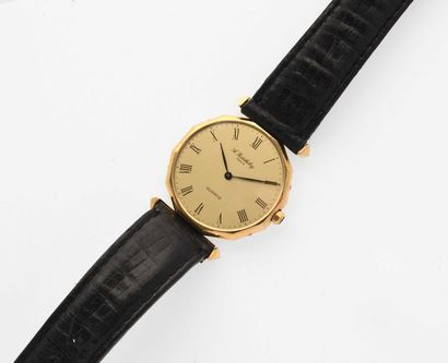 null A. BARTHELAY City watch in 18K (750° thousandths) yellow gold with quartz movement....
