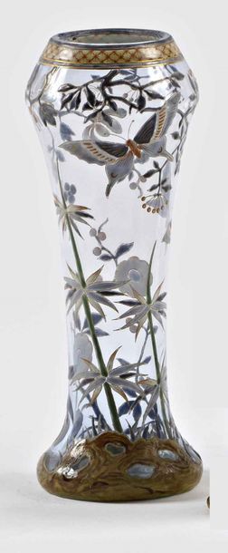 null CLAIN et PERRIER (1879-1914) Vase de forme balustre à décor émaillé polychrome...