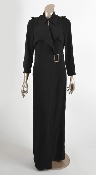 null BURBERRY : robe de soirée en viscose noire, manches longues, col cranté, importante...