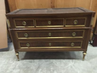 null Louis XVI style mahogany chest of drawers