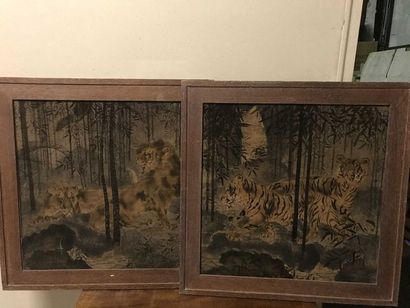 null Paire de tissus imprimés tigres et lions encadrés 53 x 53 cm