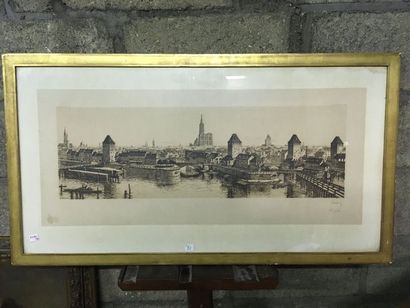 null Gravure en noir "Vue de Strasbourg" signée en bas à droite