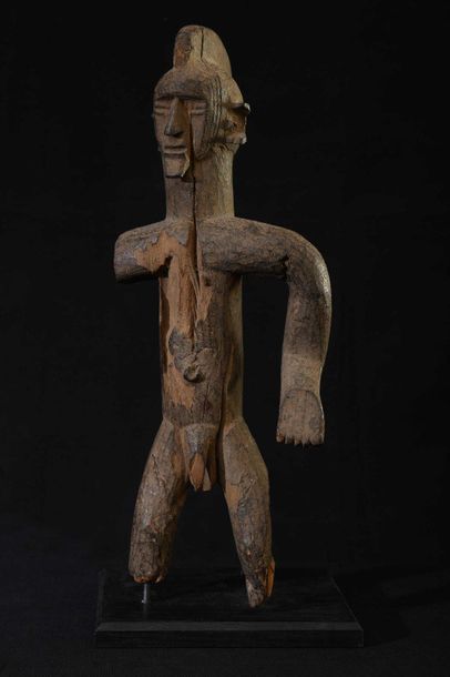 null BOBO (Mali, Burkina Faso) Statuette masculine, coiffe en forme de crête, scarifications...