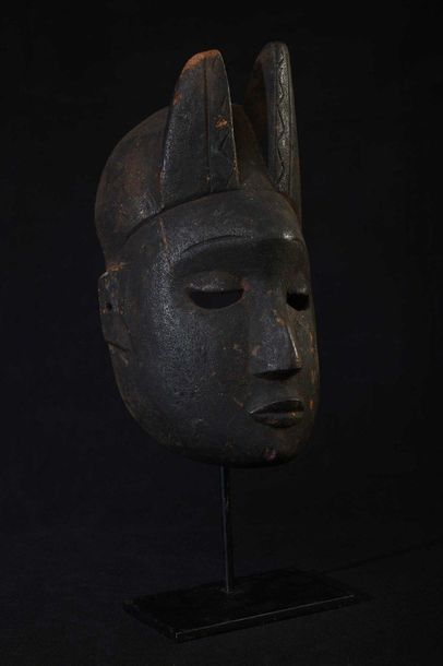 null ANANG (Nigeria) Masque ANANG à patine fumée 25 cm    