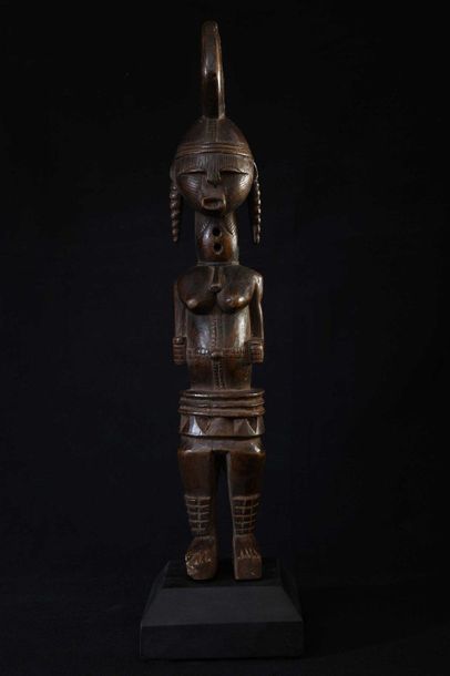 null TEKE (Congo). Statue féminine à coiffe sagittale. 44cm    