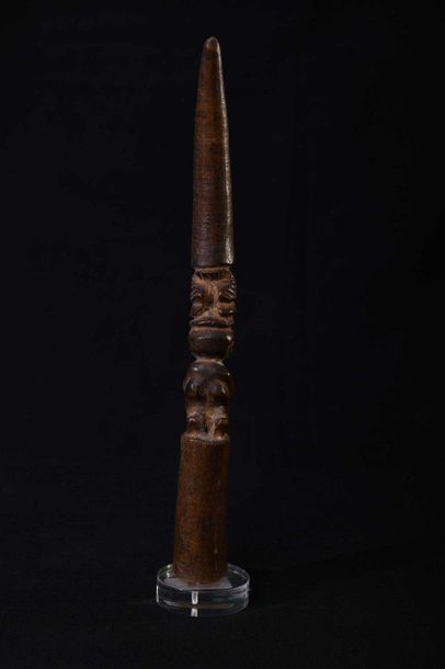 null YORUBA. (Nigéria) Corne de divination en bois claire 31 cm    
